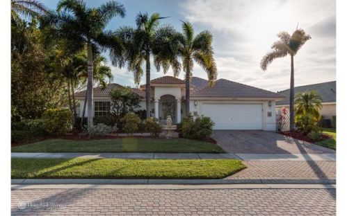 1600 Corsica Dr, West Palm Beach, FL 33414-1041
