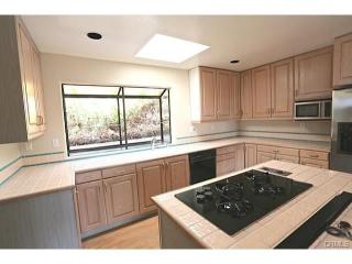 386 Lookout Dr, Laguna Beach CA  92651-1711 exterior