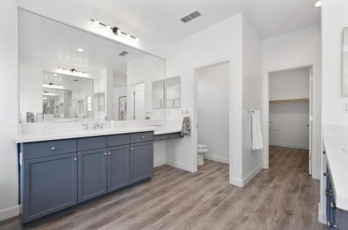6040 Edgehill Dr, Folsom CA  95762-5474 exterior