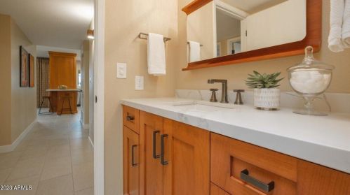 8177 Del Caverna Dr, Scottsdale AZ 85258-2361 exterior