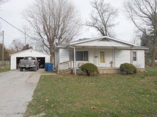 409 Elm St, Farlen, IN 47562-1009