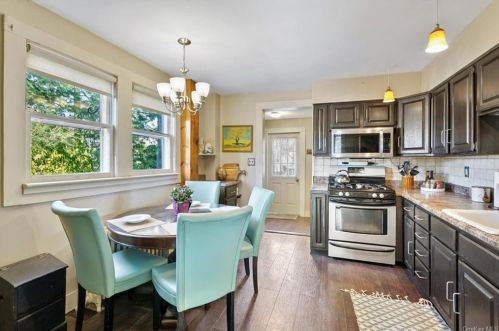 33 Galloway Rd, Warwick NY  10990-1629 exterior