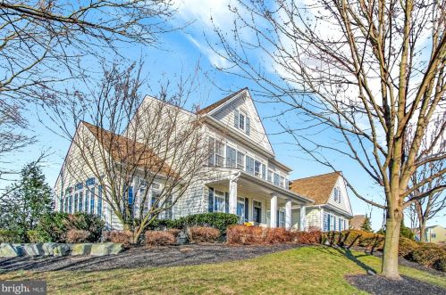 804 Sage Hill Dr, Red Lion, PA 17356-9411