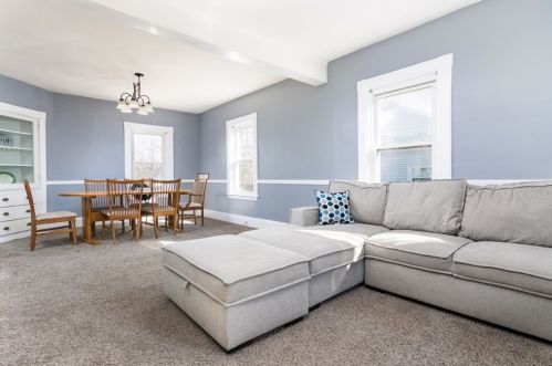 41 Arthur St, Whitman, MA 02382-1101