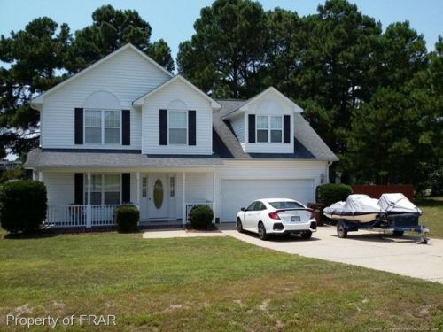 32 Honeybee Cir, Sanford, NC 27332-9502