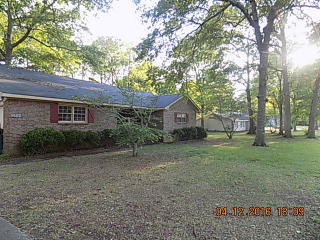 5520 Robie Dr, Macon, GA 31216-7120