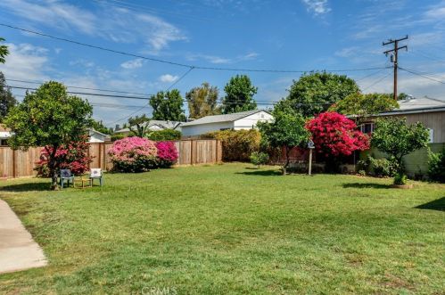 8219 California Ave, Whittier CA 90605-1519 exterior