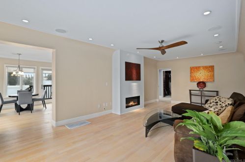827 Barr Ave, San Diego, CA 92103-1309