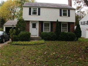 312 Grimsby Rd, Buffalo, NY 14223-1933