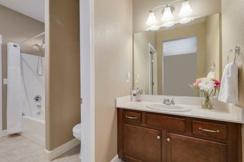 2616 Wagner Pl, Folsom CA  95762-9566 exterior