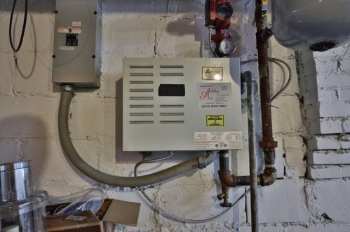 2330 Murray Ave, Pittsburgh PA  15217-2304 exterior