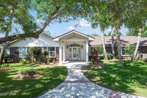4618 Baywood Dr, Lynn Haven, FL 32444-3406
