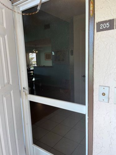 10126 Mangrove Dr, Boynton Beach, FL 33437-1325