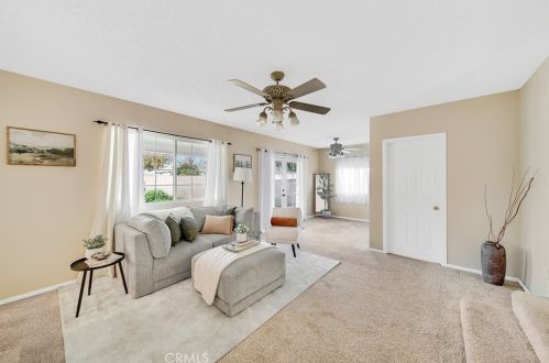 5609 Faculty Ave, Lakewood CA  90712-1815 exterior