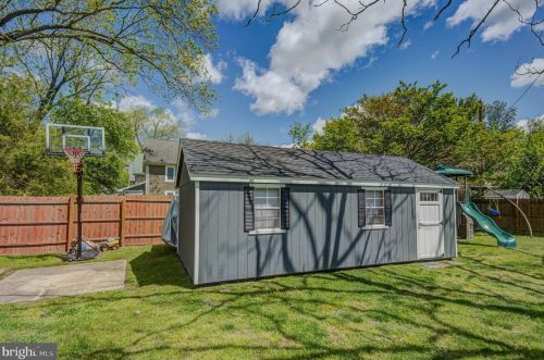 107 8th St, Laurel DE  19956-1401 exterior