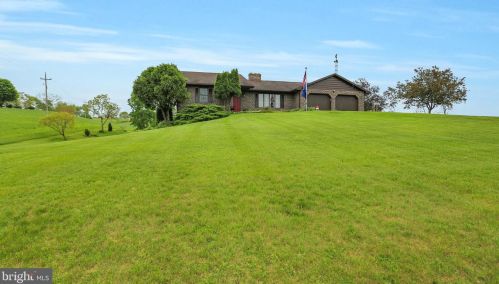 9691 Rowe Run Rd, Lees Cross Roads, PA 17257-9332