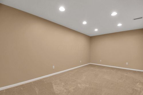 410 Green Apple Pl, Pataskala OH  43062-7453 exterior