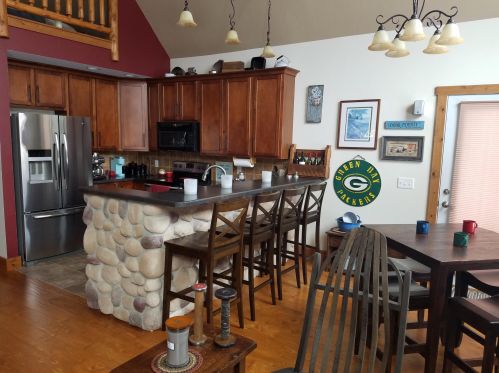 1902 Chapman Ave, Fond Du Lac, WI 54937-1024