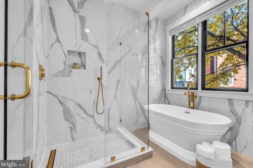 1419 10 St, Washington DC 20001-3214 exterior