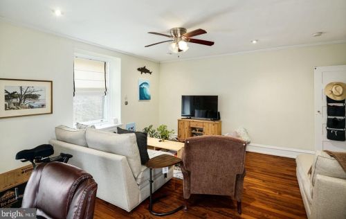 7317 Bryan St, Philadelphia PA 19119-1634 exterior