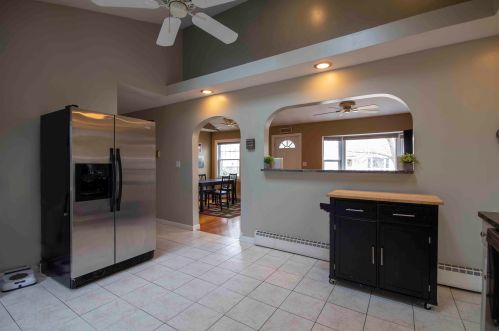 16 Merrill St, Nashua NH  03060-4731 exterior