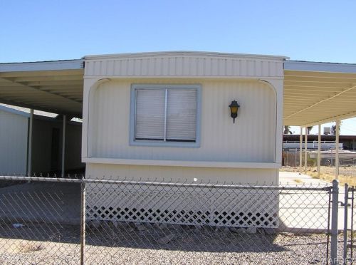 922 Seafair Dr, Bullhead City, AZ 86442-5124