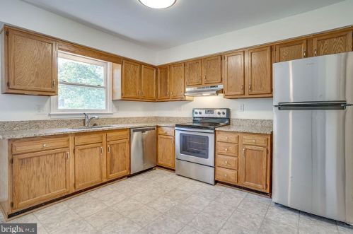 241 Overlook Ct, Fredericksburg VA  22405-1940 exterior
