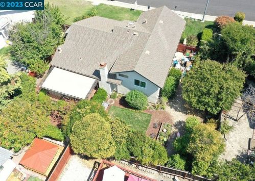 2563 Holly View Ct, Pacheco CA  94553-3457 exterior