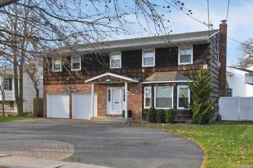 364 Broadway, Cedarhurst, NY 11516-1402