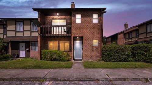 5102 Picadilly Circus Ct, Orlando, FL 32839-2104