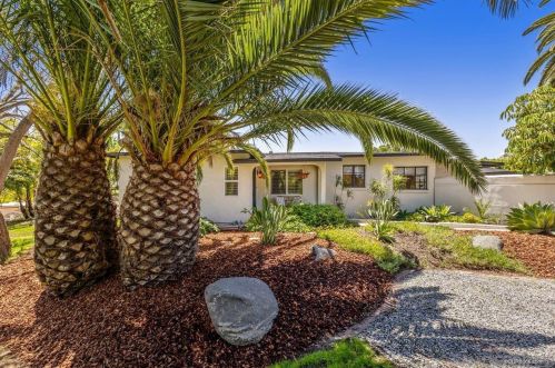 1375 Barbara Dr, Vista, CA 92084-7232