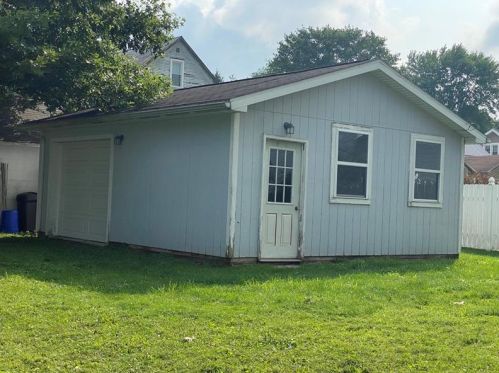 21 Lancaster Ave, Greenville, PA 16125-1933