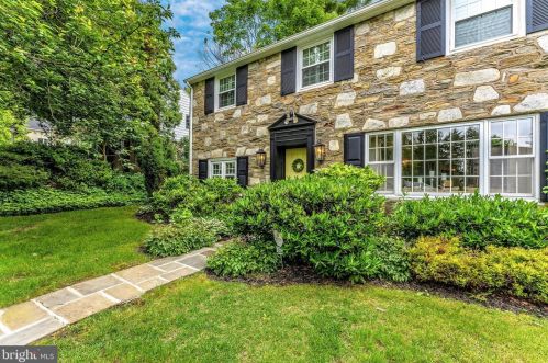 859 Grove Ave, Flourtown, PA 19031-1206
