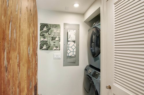 258 Granada Rd, West Palm Beach FL  33401-7921 exterior