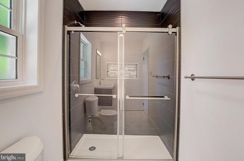 34 Thurston Ave, Trenton NJ  08618-1710 exterior