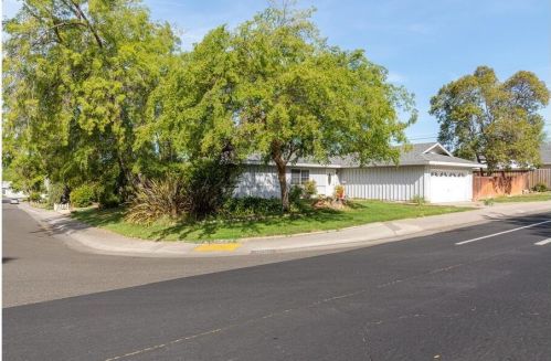 6101 Brooktree Dr, Citrus Heights, CA 95621-5503