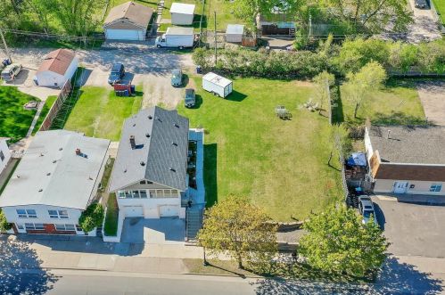 1364 7th St, Saint Paul, MN 55102-4206