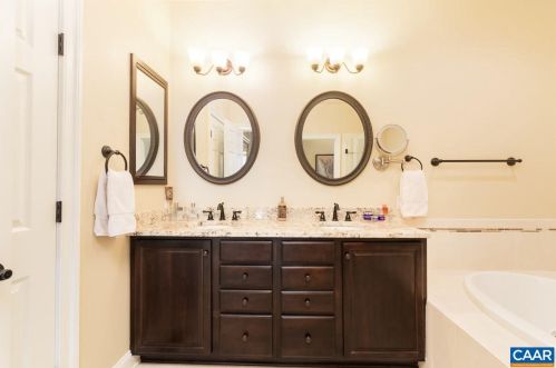 646 Baywick Cir, Crozet VA  22932-1529 exterior