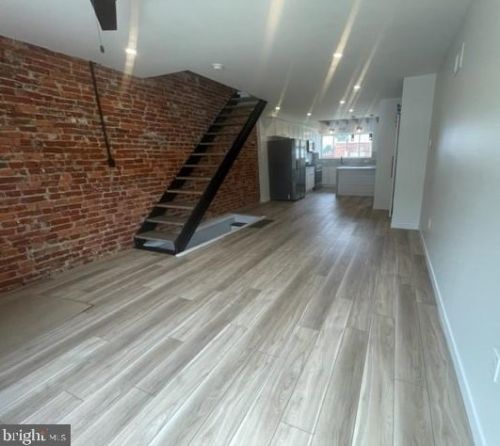 3350 Belgrade St, Philadelphia, PA 19134-5315