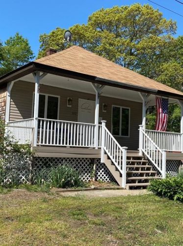 103 Ardway Ave, Warwick, RI 02889-2701