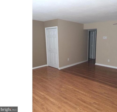 1205 Crosshill Ct, Lansdale PA  19446-4362 exterior