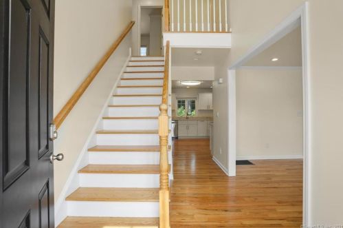 210 Beverly Dr, Bridgeport, CT 06610-1104