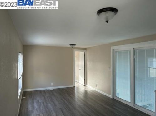 208 2nd Ave, Pacifica CA  94044-2202 exterior