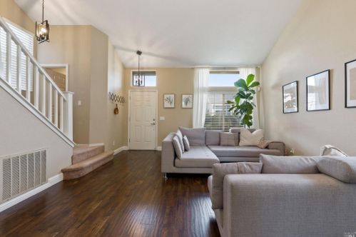 2401 Citrine Way, Santa Rosa, CA 95404-5390