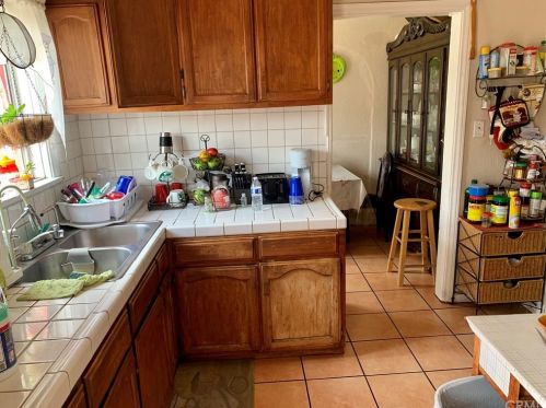 1114 Rose Ave, Compton CA  90221-2617 exterior