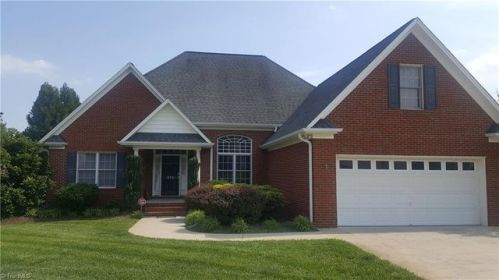 312 Tyndall Dr, Burlington, NC 27215-8070