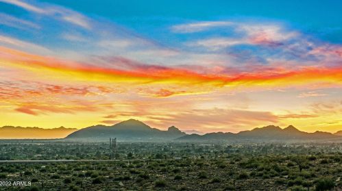 11424 Dreyfus Ave, Scottsdale, AZ 85259-2526