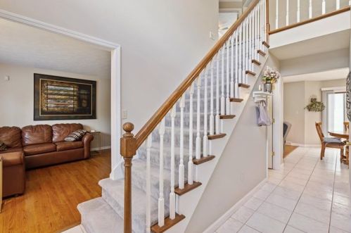 2904 Angeline Dr, Glenshaw, PA 15116-1549