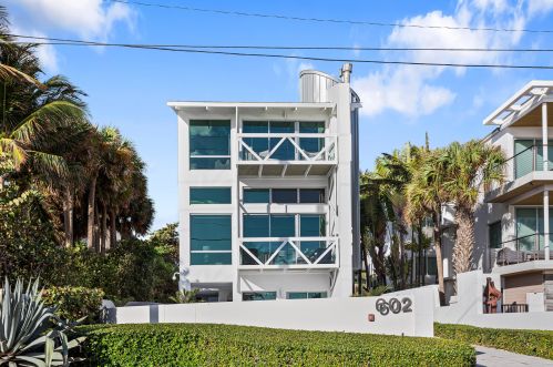 602 Ocean Blvd, Delray Beach FL  33483-7214 exterior