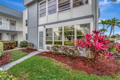 691 Burgundy O, Delray Beach FL  33484-4914 exterior